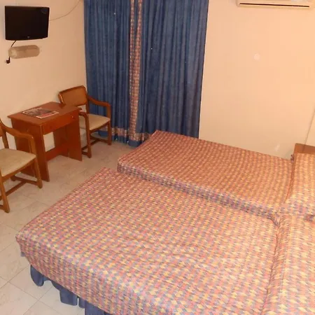 ホテル Restaurante Salvadora ビリェーナ